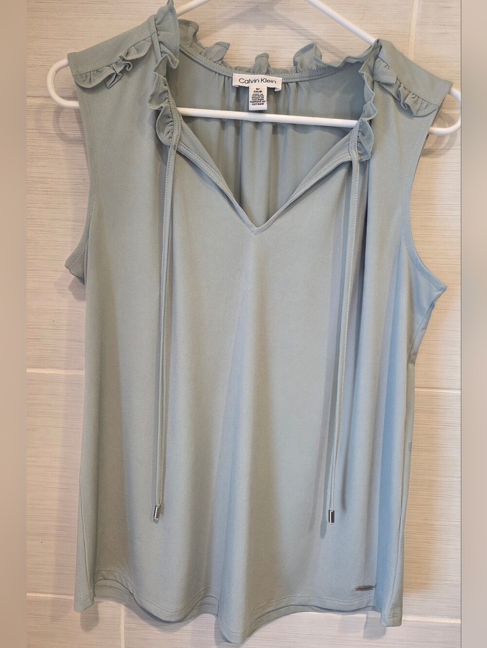 Calvin Klein Light Sage Tie-Neck Ruffle Sleeveless Top Women Size Small - Picture 2 of 7